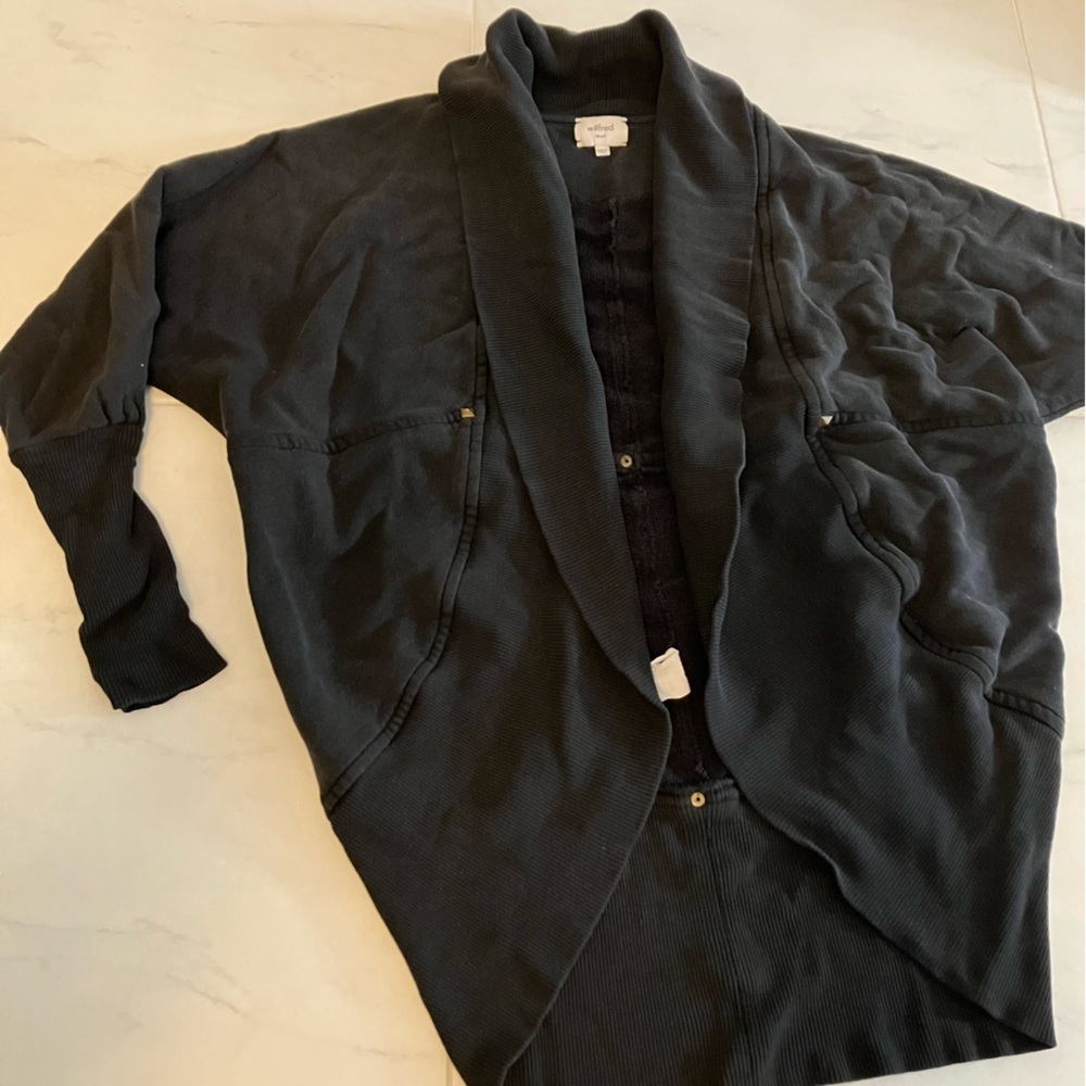 Wilfred Aritzia black Diderot sweatshirt cardigan.  Preloved